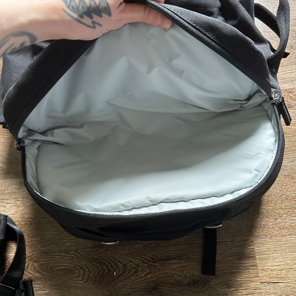 ~Pakt Black Backpack~ - Picture 8 of 16